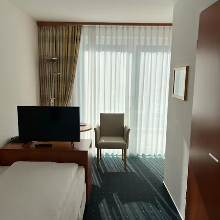Haus Koebesine Pensjonat 4*